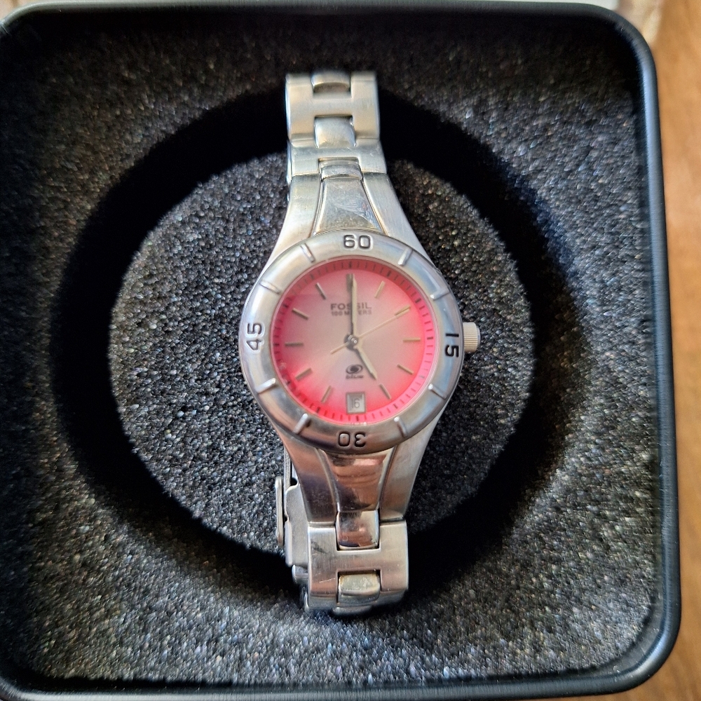 Vintage 2004 Fossil Blue waterproof ladies watch